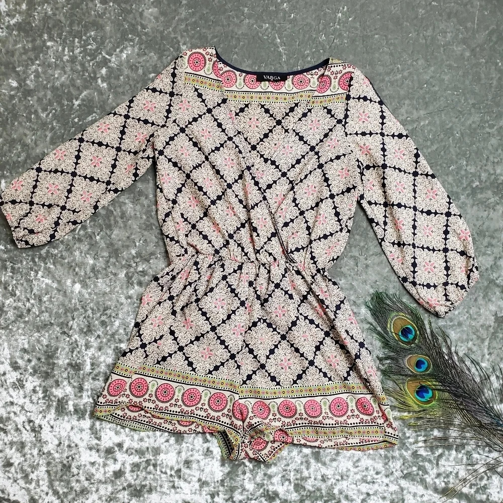 Varga Pattern Romper - Picture 2 of 9